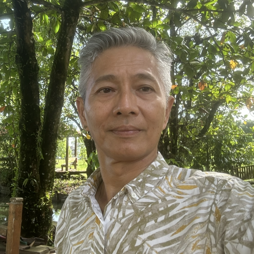 Dr Melvin Gumal